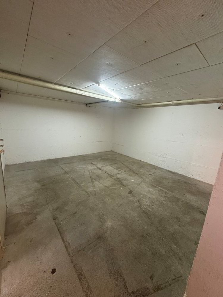 null Zimmer Büro zu vermieten in Buchs ZH - Bild 1/4