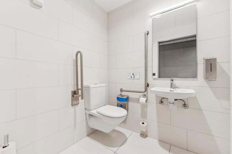 null rooms Office & Commercial for rent in Kriens - image 1/13