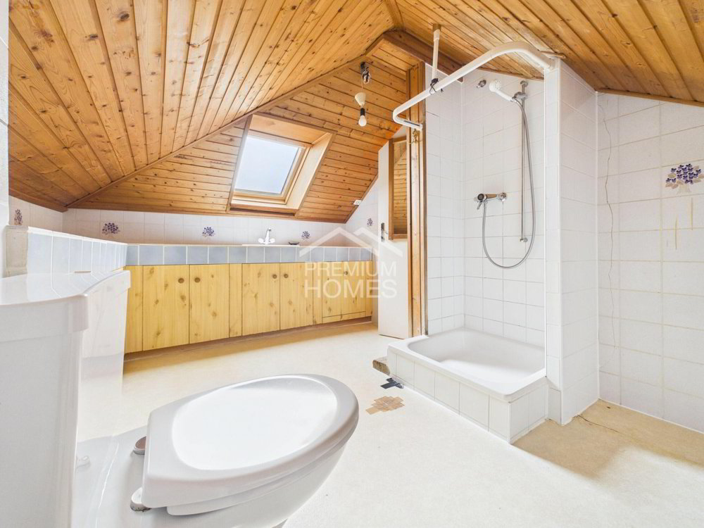 9 Zimmer Büro zum verkaufen in Neuchâtel - Bild 1/13