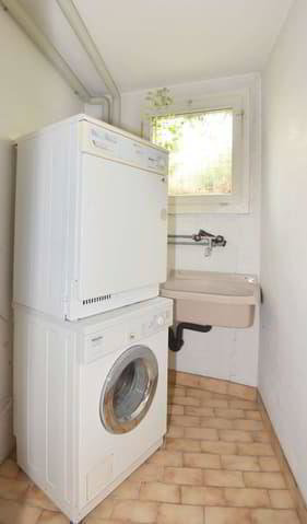 5.5 Zimmer Wohnung zu vermieten in Neuenburg - Bild 1/12
