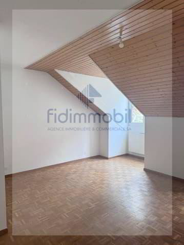 3 rooms Apartment for rent in Neuchâtel - image 1/5