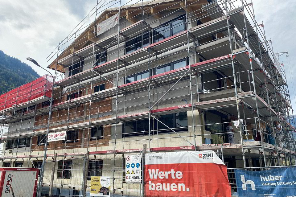 2.5 rooms Office & Commercial for rent in Schiers - image 1/4