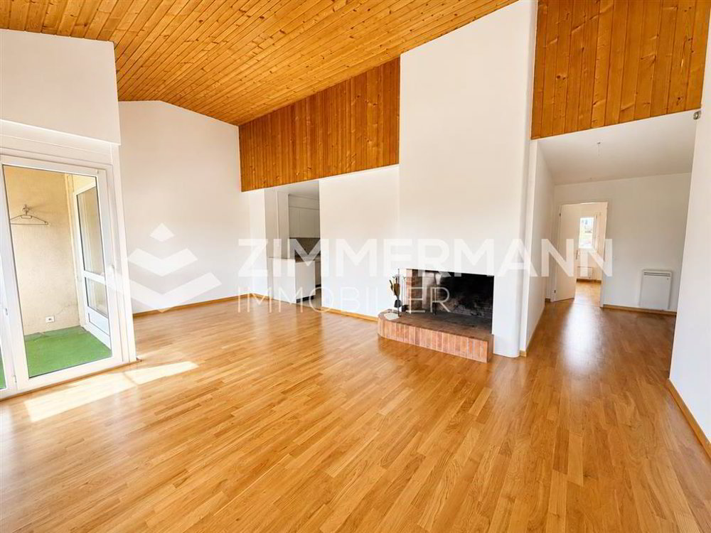 5 rooms Apartment for rent in Savigny - image 1/13