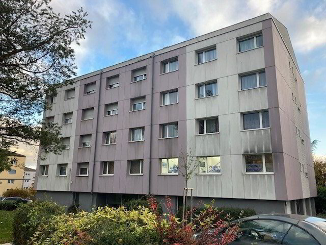 null Zimmer Parkplatz, Garage zu vermieten in Orbe - Bild 1/1