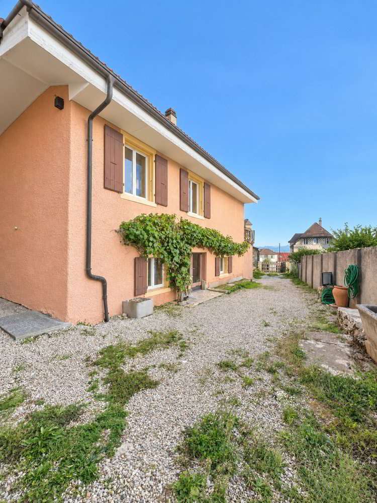 Casa di 3 locali in vendita a Corcelles NE - immagine 1/13