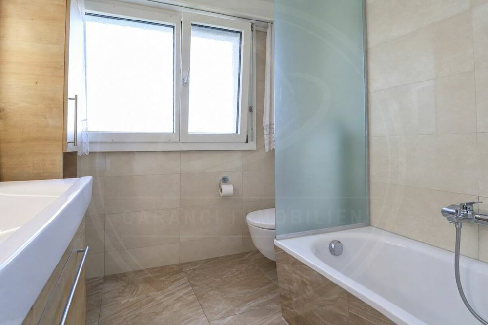 4 Zimmer Wohnung zum verkaufen in Gebenstorf - Bild 1/13