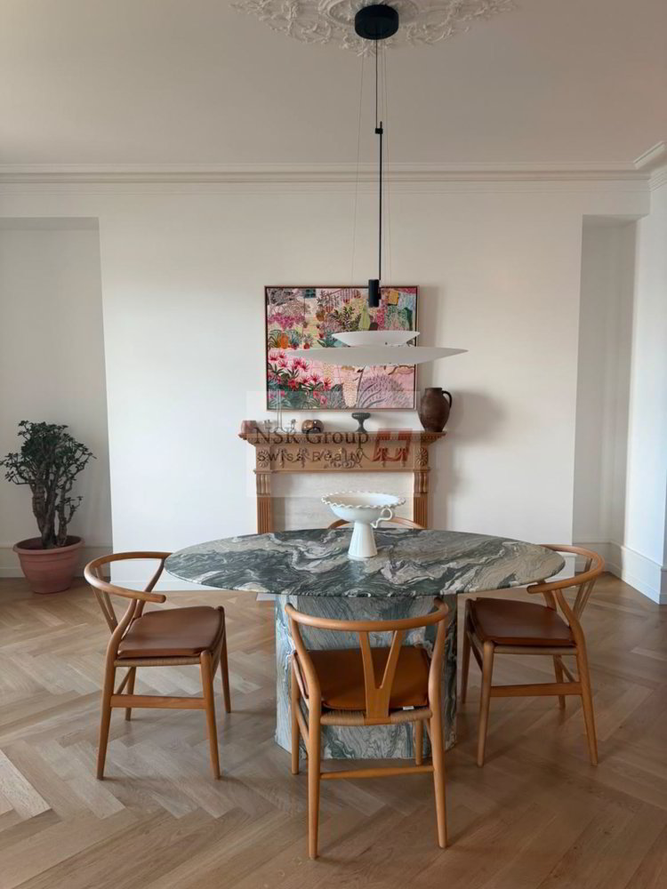 5 rooms Apartment for rent in Genève - image 1/2