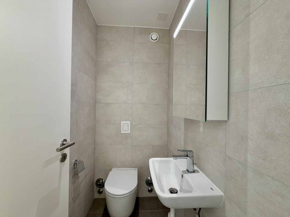 3 rooms Apartment for rent in Bussigny - image 1/10