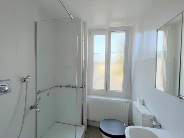 2.5 rooms Apartment for rent in Le Locle - image 1/4