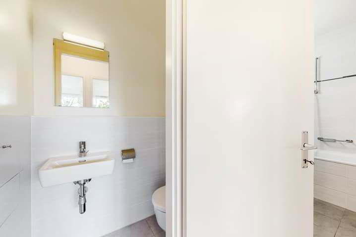 5 rooms Apartment for rent in Petit-Lancy - image 1/10