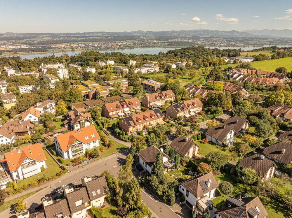 Casa di 8.5 locali in vendita a Benglen - immagine 1/20