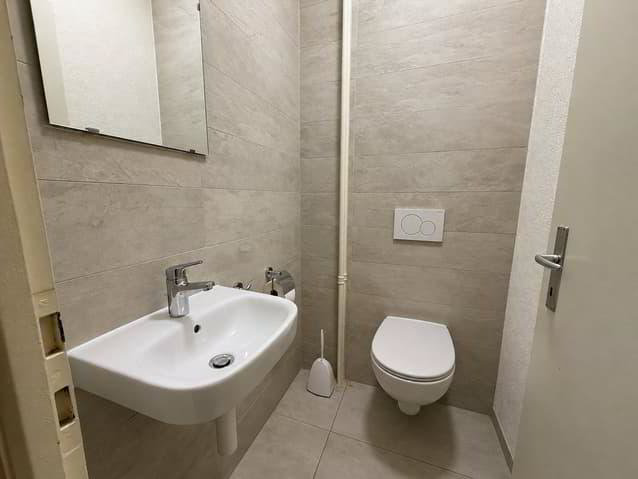3 rooms Apartment for rent in Lausanne - image 1/6
