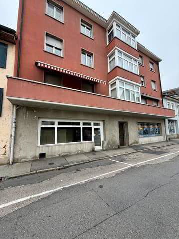 1 rooms Office & Commercial for rent in Yverdon-les-Bains - image 1/1