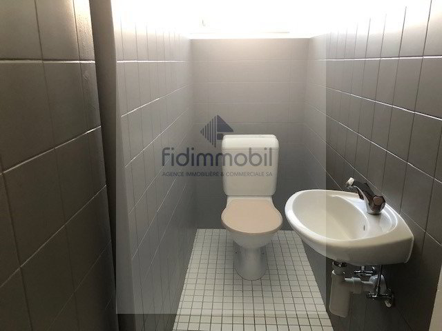 4 rooms Apartment for rent in La Chaux-de-Fonds - image 1/11