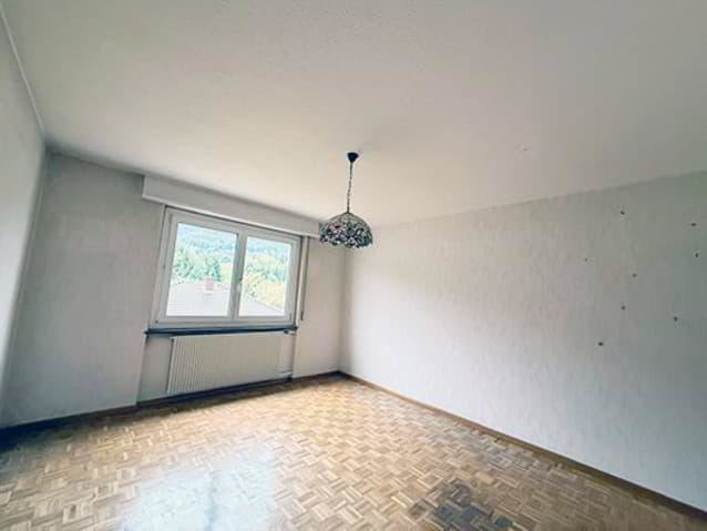 6.5 Zimmer Haus zum verkaufen in Eschert - Bild 1/13