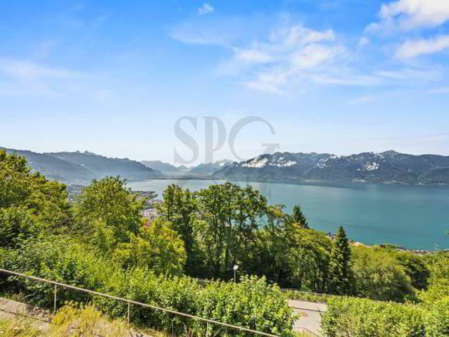 5.5 rooms Apartment to buy in Chardonne - image 1/11