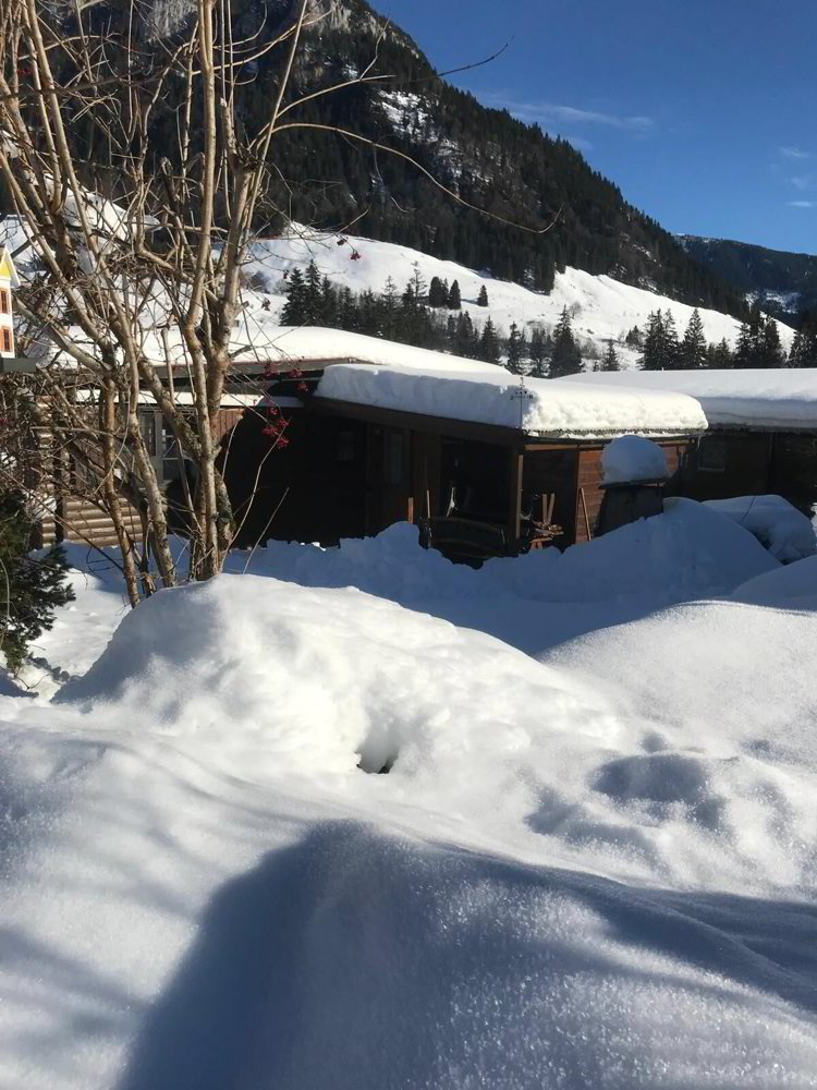 4.5 Zimmer Haus zum verkaufen in Flühli LU - Bild 1/12