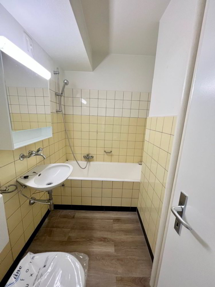 3 rooms Apartment for rent in Penthaz - image 1/5