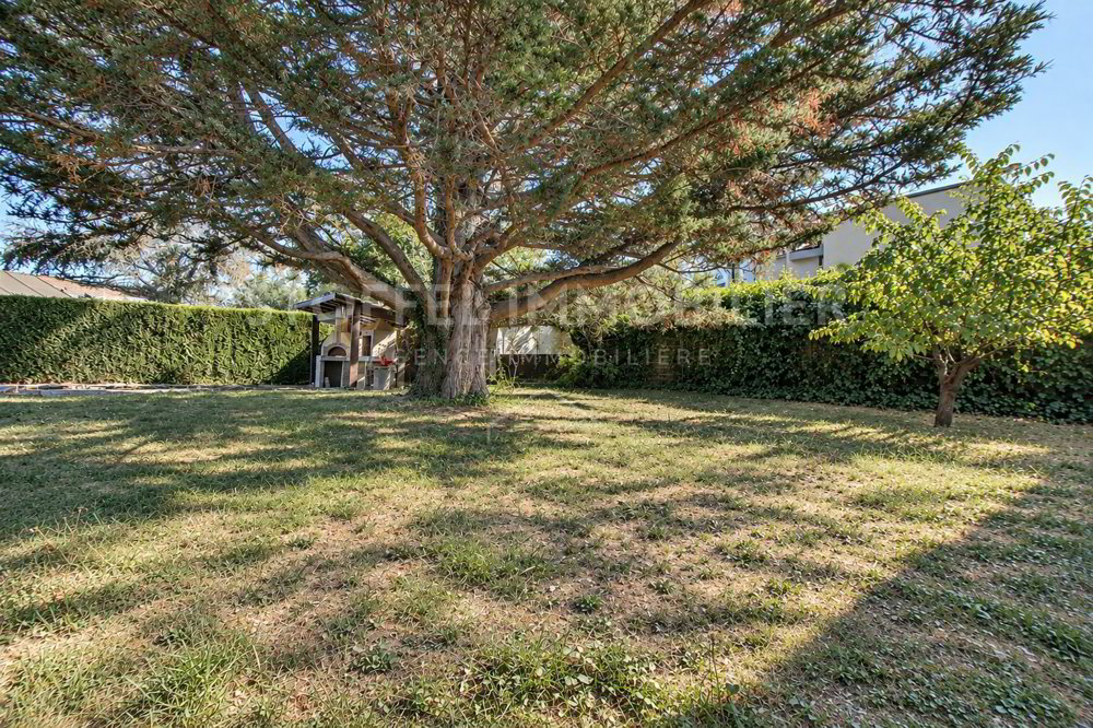 6 rooms House to buy in Vessy - image 1/13