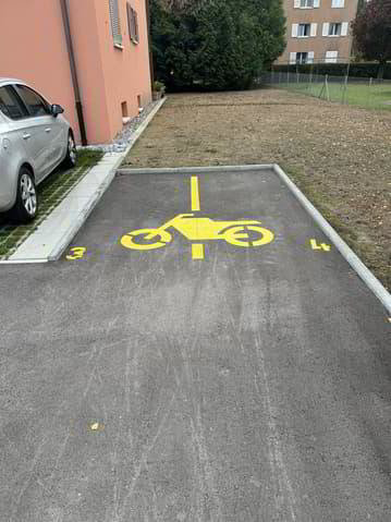 null rooms Car park, garage for rent in Yverdon-les-Bains - image 1/2