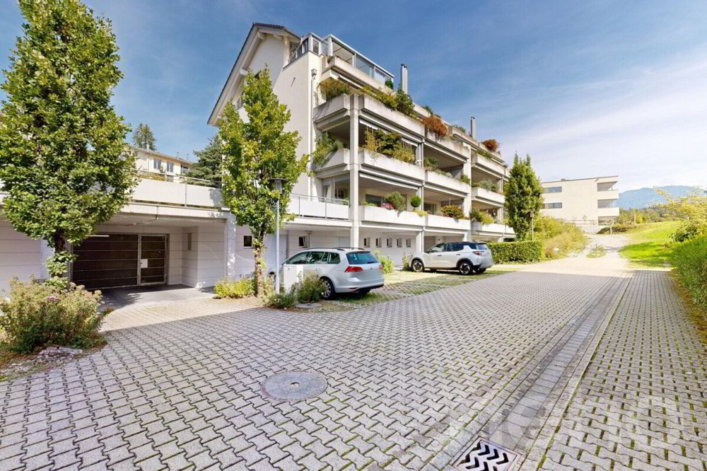 5.5 rooms Apartment to buy in Adligenswil - image 1/12