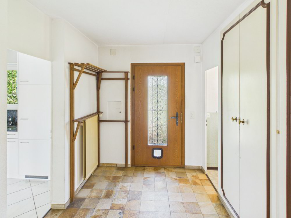Casa di 5 locali in vendita a Kloten - immagine 1/13