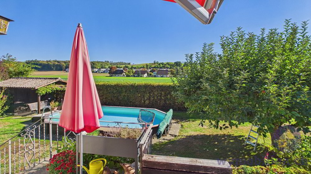 8 Zimmer Haus zum verkaufen in Kirchberg BE - Bild 1/11