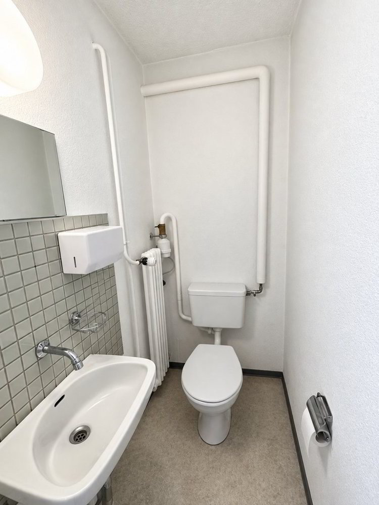 null rooms Office & Commercial for rent in Bern - image 1/6