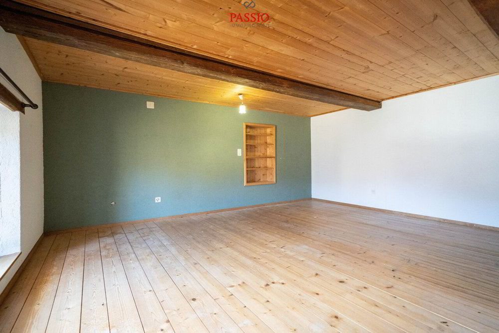 8 rooms House to buy in Grandval - image 1/13
