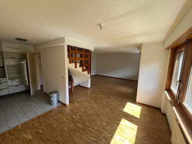 4.5 rooms Apartment for rent in Martigny - image 1/7