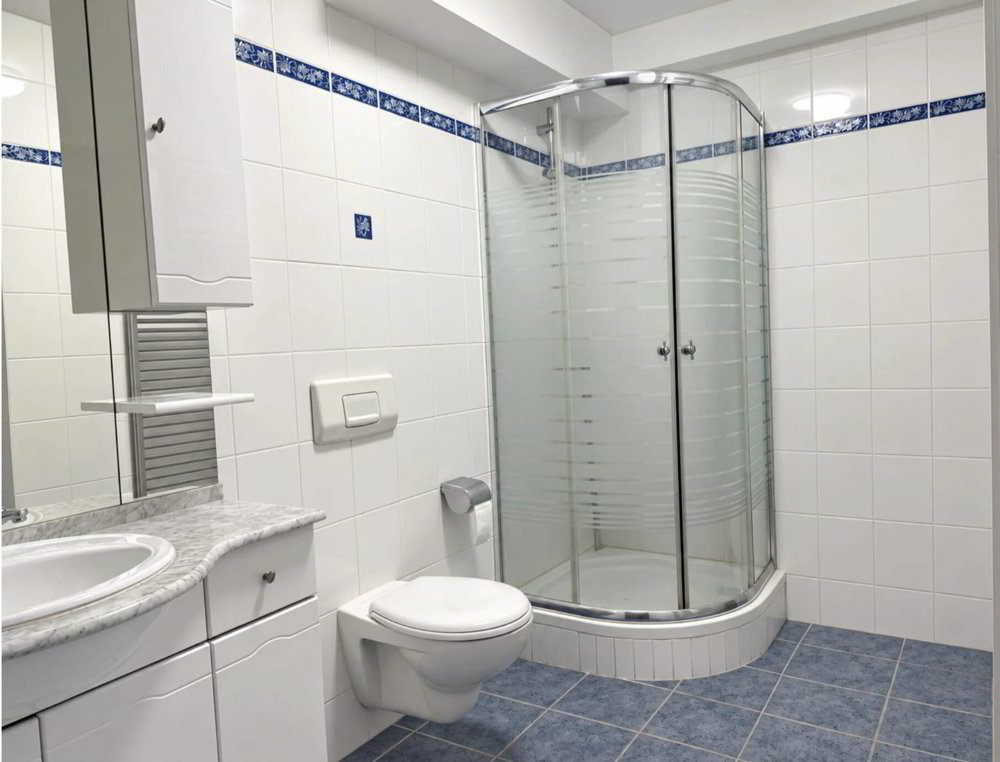 6.5 rooms Apartment to buy in Montreux - image 1/13