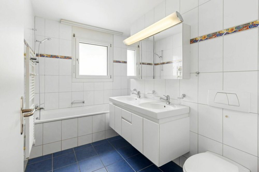 3.5 rooms Apartment to buy in Baar - image 1/7