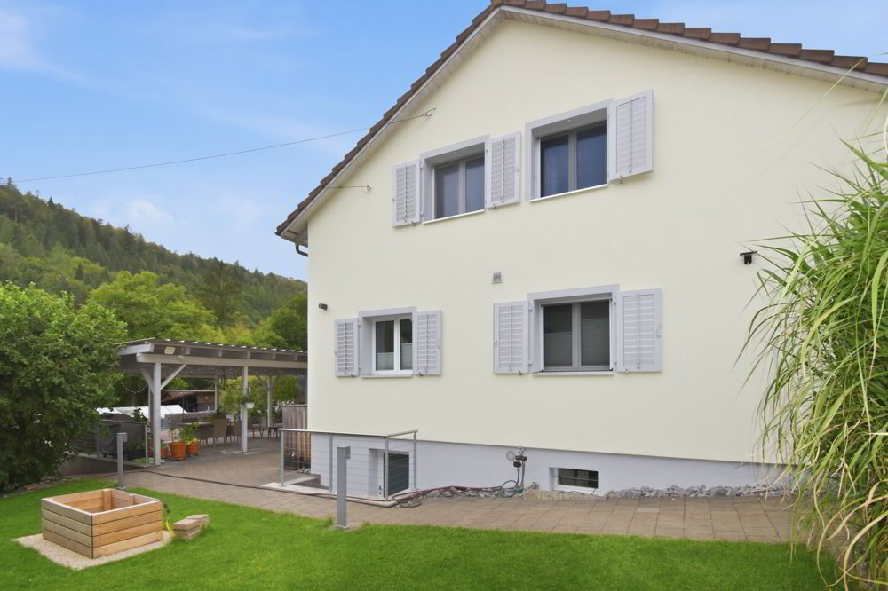 6.5 rooms House to buy in Sciaffusa - image 1/19