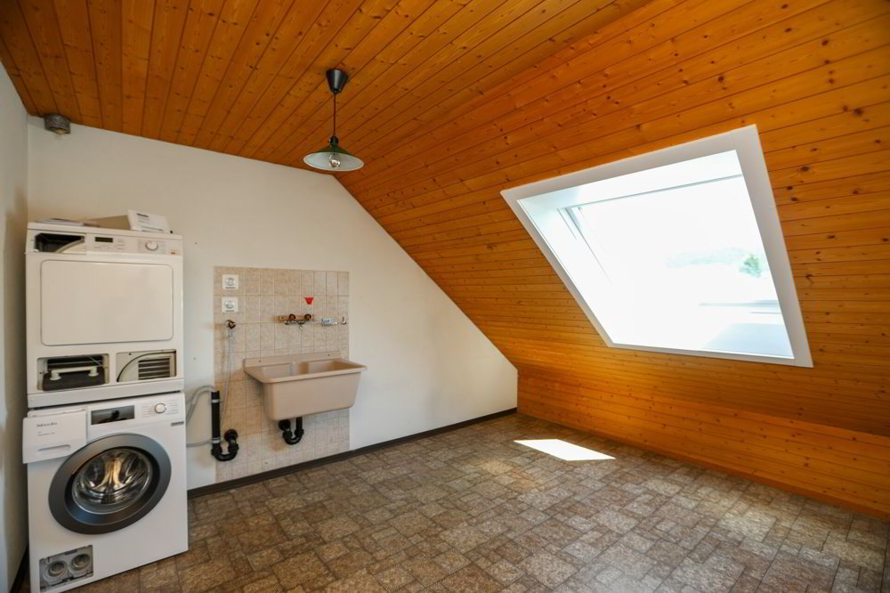 6.5 rooms Apartment to buy in Weinfelden - image 1/13