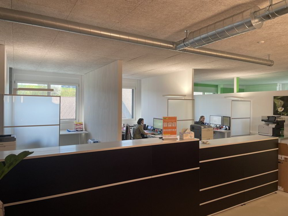 null rooms Office & Commercial for rent in Münsingen - image 1/5