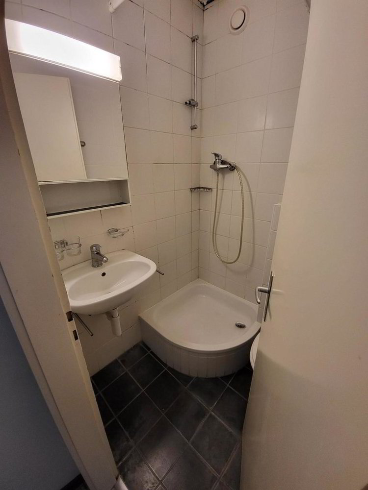 1 rooms Miscellaneous for rent in Villars-sur-Glâne - image 1/3
