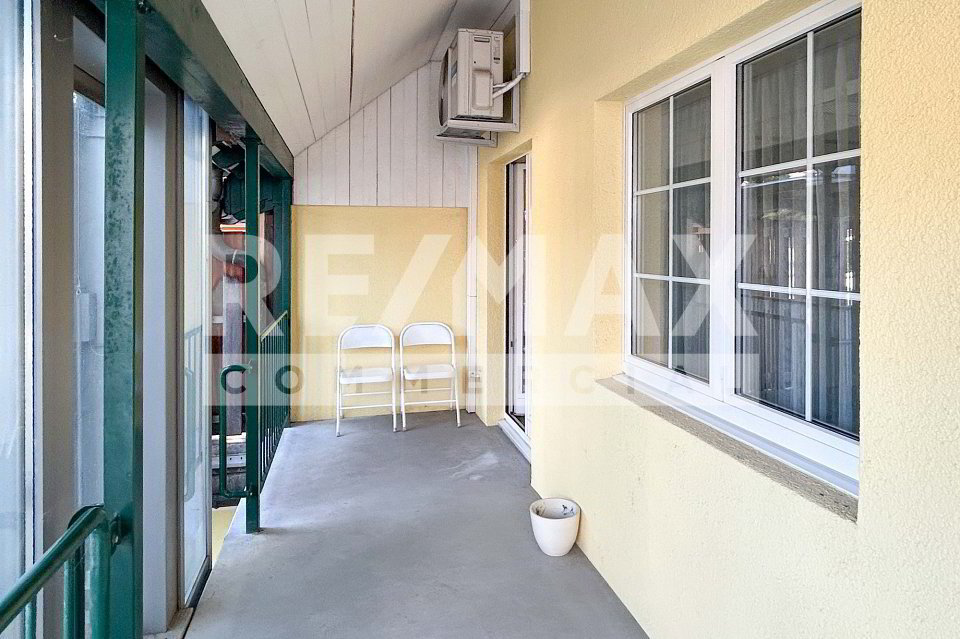 null rooms Office & Commercial for rent in Frick - image 1/9