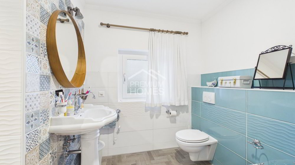 6 Zimmer Haus zum verkaufen in Uezwil - Bild 1/11