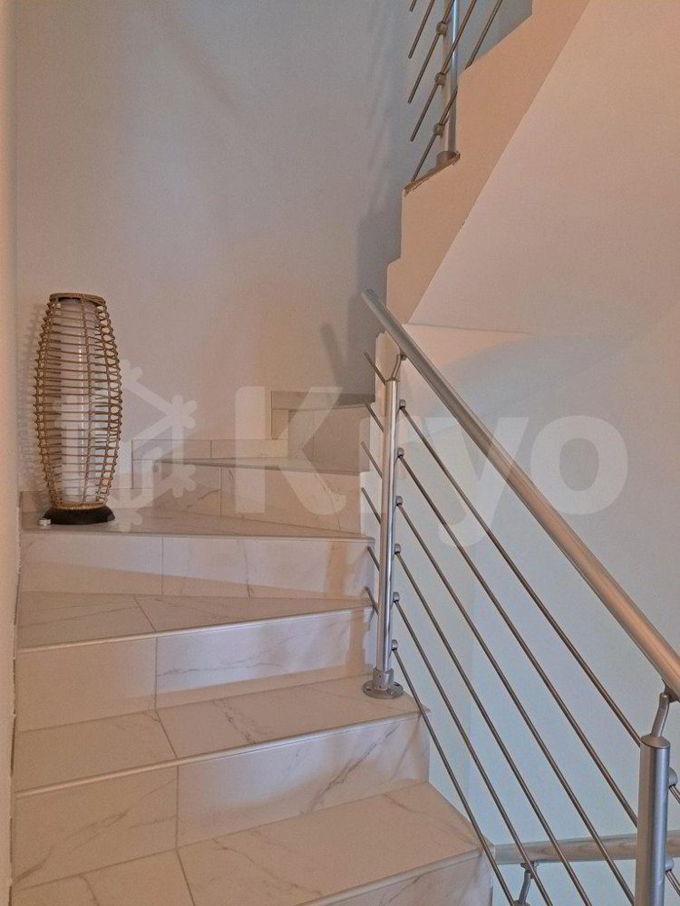 5 rooms Apartment for rent in Valangin - image 1/12