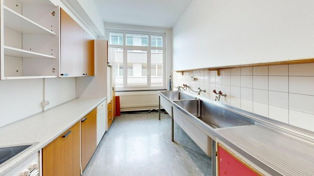 null rooms Office & Commercial for rent in Bâle - image 1/13