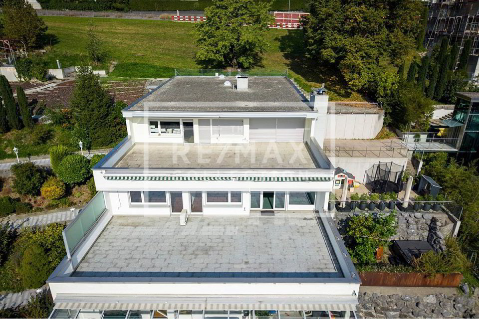 6.5 rooms Miscellaneous to buy in Wilen b. Wollerau - image 1/13