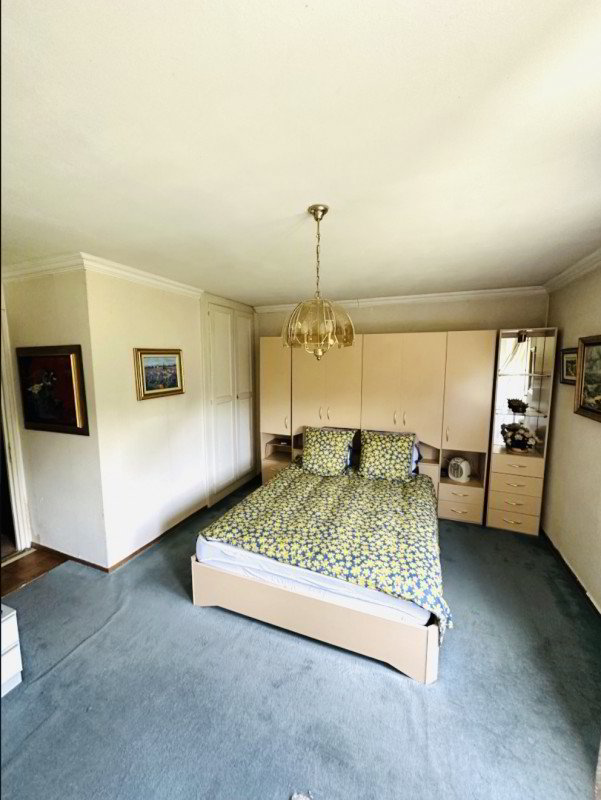 5 rooms House for rent in Thônex - image 1/13