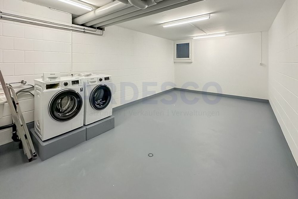 5 rooms Apartment for rent in Aarwangen - image 1/13