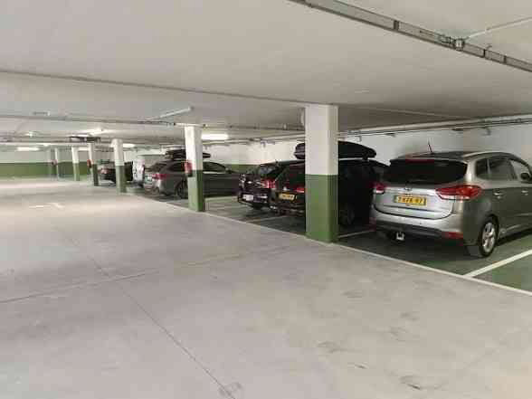 Parcheggio, garage di null locali in affitto a Chiasso - immagine 1/1
