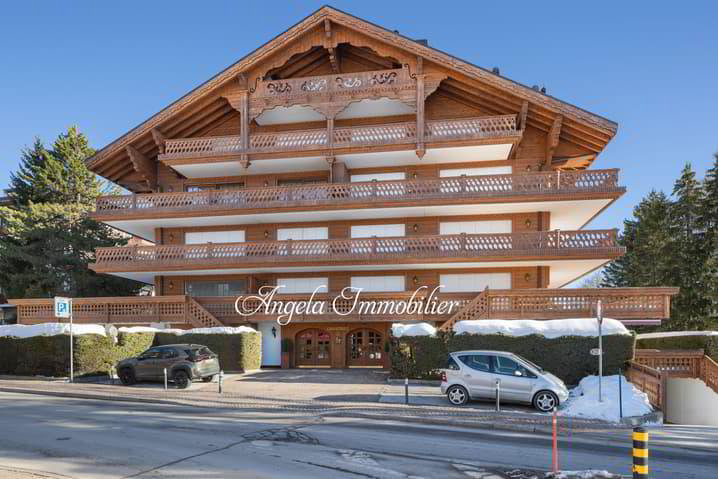 6.5 rooms Apartment to buy in Crans-Montana - image 1/8