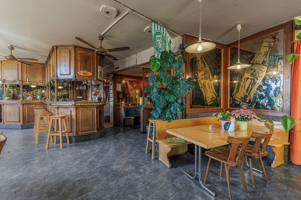 7 rooms Office & Commercial to buy in Rorschach - image 1/13