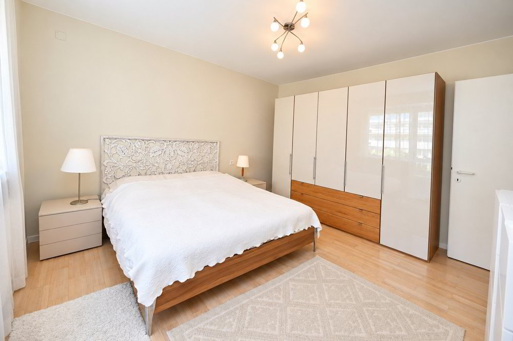 3 rooms Apartment to buy in Melide - image 1/13