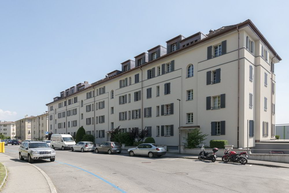 2 rooms Apartment for rent in Renens VD - image 1/2