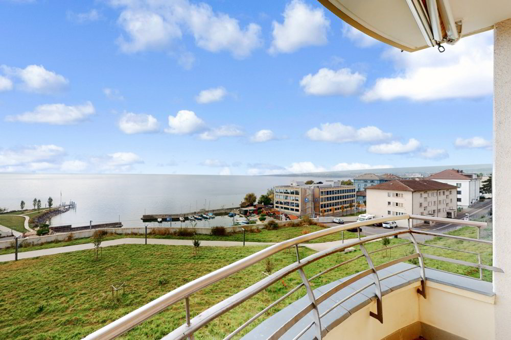 Appartement 4 pièces à louer à Neuchâtel - image 1/13