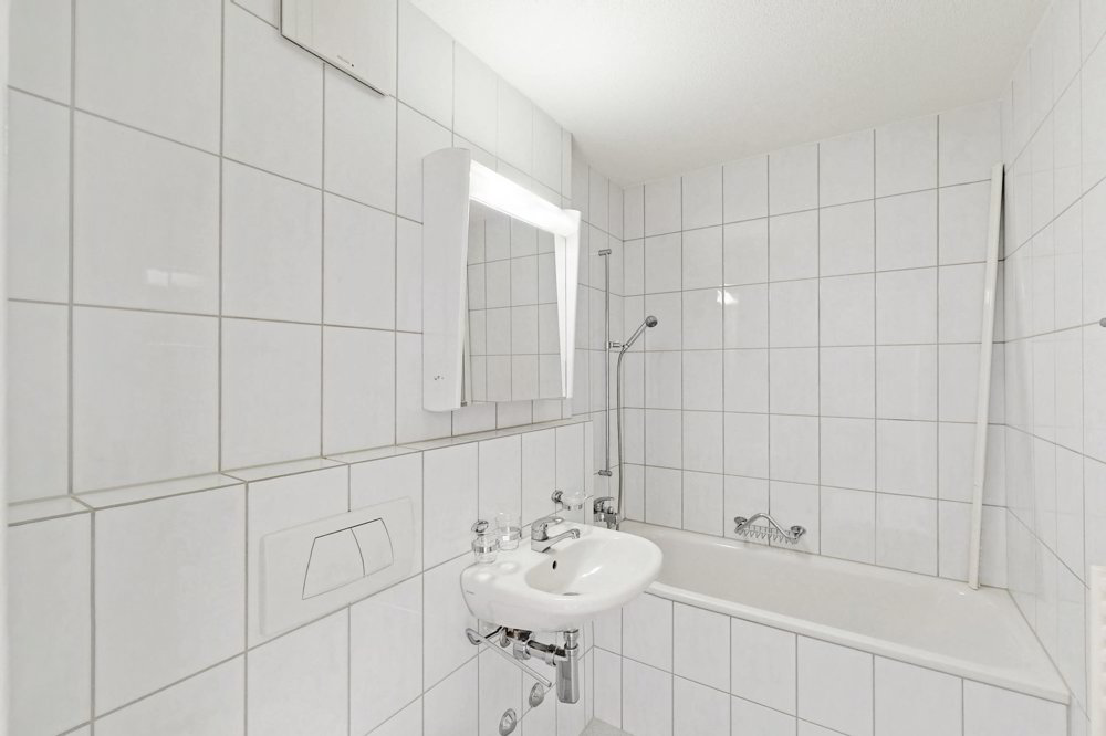 3 rooms Apartment for rent in Lucerna - image 1/8